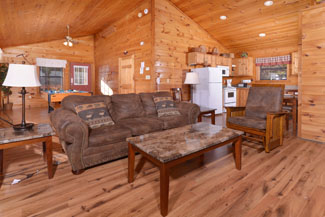 Pigeon Forge Honeymoon Vacation Cabin Rental
